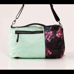 Lululemon Do It Up Weekend Duffel Bag.